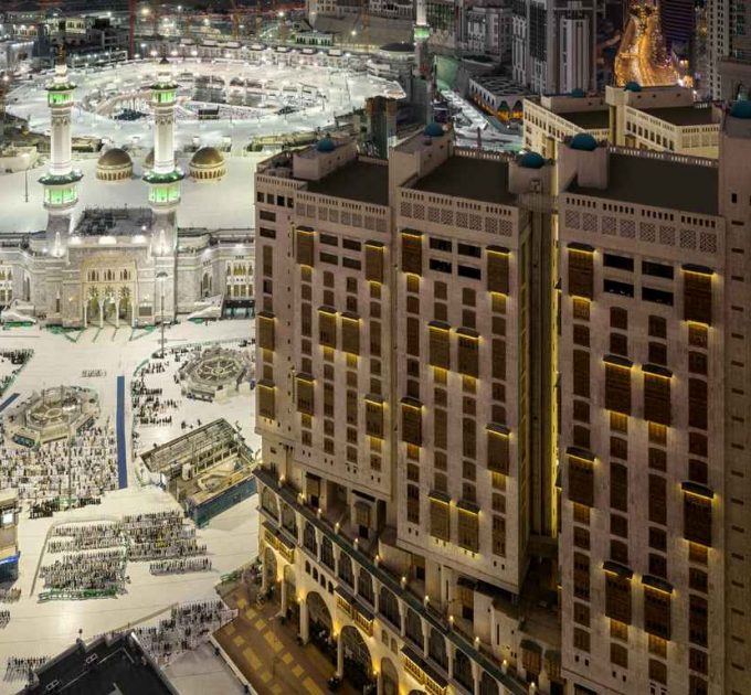 Book Umrah Packages | Hotels | Transport | Accessories